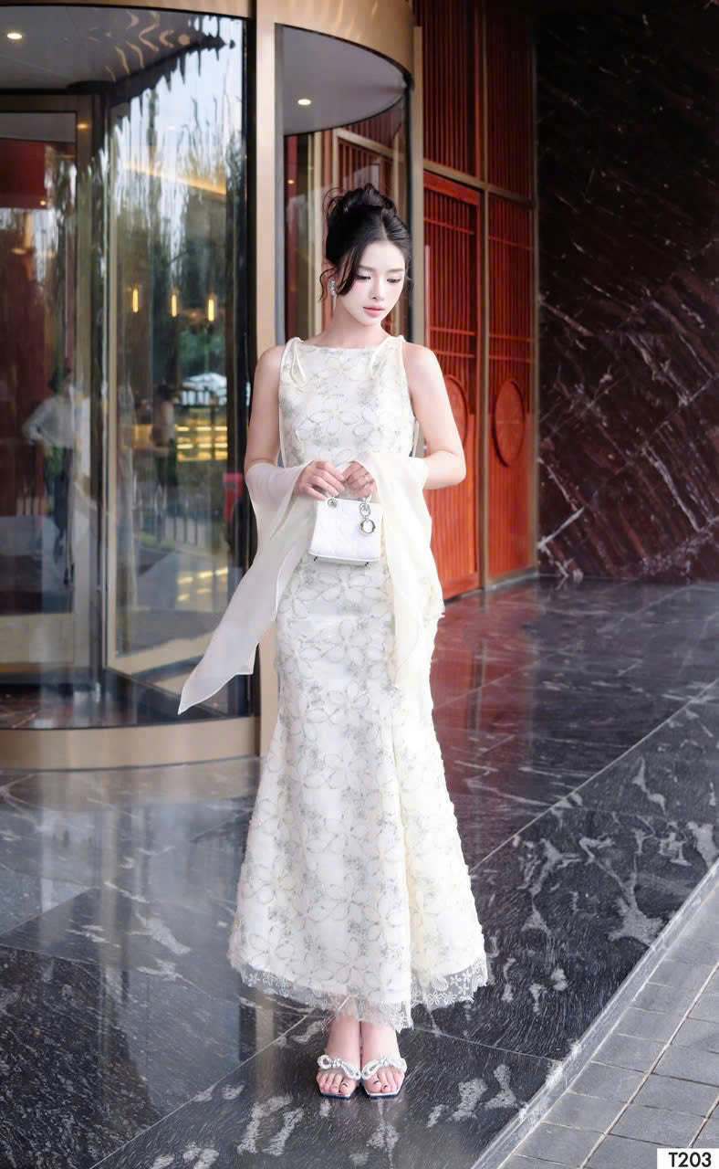 Đầm Dự Tiệc Dài Đuôi Cá Cổ Thuyền Chất Ren Hoa Màu Xanh, Màu Hồng D1430